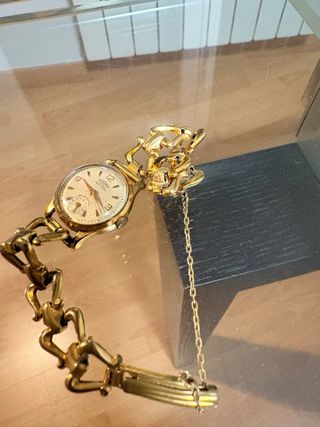 Reloj Dogma chapado oro mujer antiguo