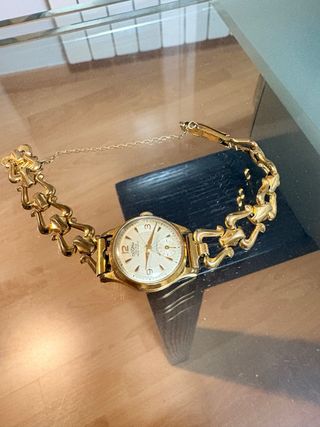 Reloj Dogma chapado oro mujer antiguo