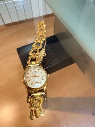 Reloj Dogma chapado oro mujer antiguo