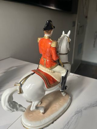 Augarten Pirouette Porcelana de Viena, Firmado
