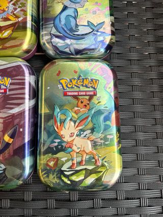Pokemon Tin Box Set Eeveelution Vuote