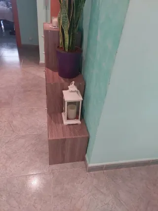 Estantería modular madera.