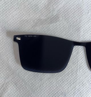 Sobregafas de sol polarizadas negras