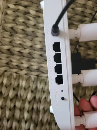 Router AX 1800 Gigabit dual  band WiFi 6.