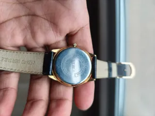 Reloj Yema Paris Dorado y Blanco