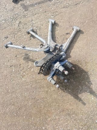 Mangueta y buje Suzuki LTZ 400