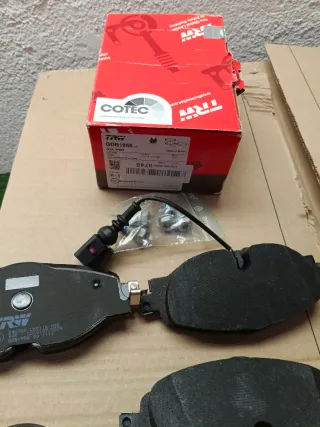 TRW GDB1956 Juego Pastillas Freno