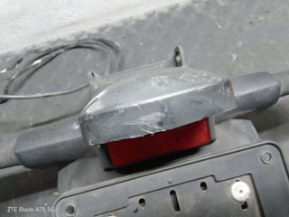 Portatarga Yamaha FZ6 600 2004-2007 con frecce