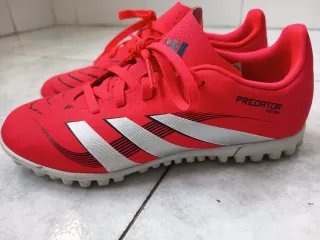 Zapatillas Adidas Predator multitacos niño