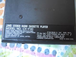 WALKMAN JVC CX-F30,PARA REPARAR O PARA PIEZAS.