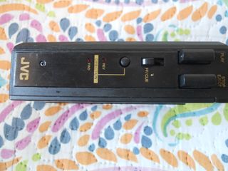 WALKMAN JVC CX-F30,PARA REPARAR O PARA PIEZAS.