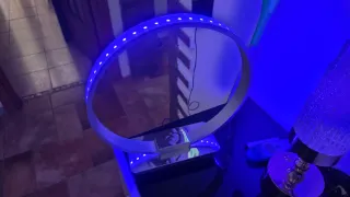 Lampada LED da tavolo, design moderno