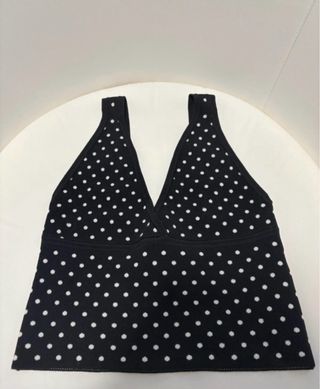 Top negro de lunares blancos – Zara