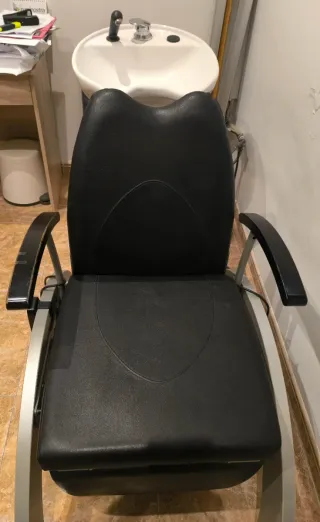 Lavacabezas con Sillón  reclinable y taburete