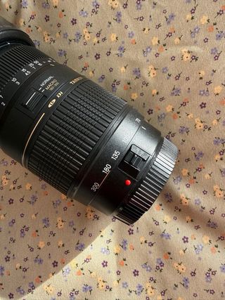 Teleobjetivo Tamron 70-300mm f/4-5.6 LD MACRO AF
