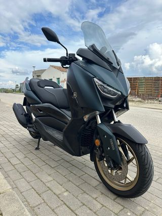 Yamaha XMAX Dark petrol