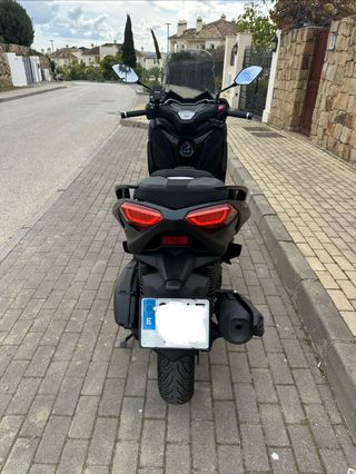 Yamaha XMAX Dark petrol