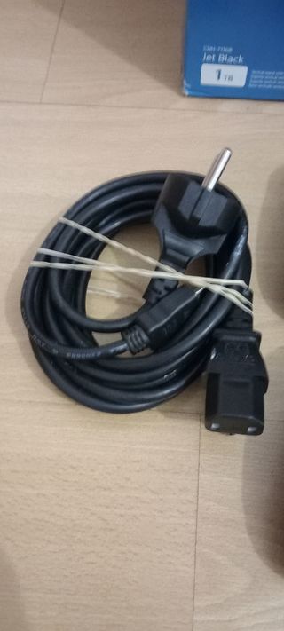 Consola PS4 Pro Fortnite 1tb Edition Negra