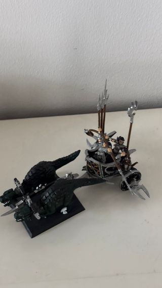Warhammer Dark Elves Carro Cold One Metal Clásico