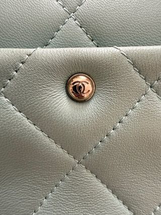 Bolso Chanel Flap Cuero Acolchado Menta