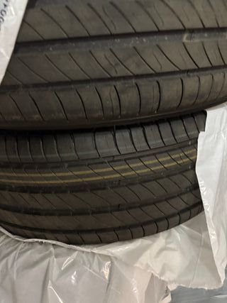 Neumáticos Michelin a estrenar 205/55 R17 91V