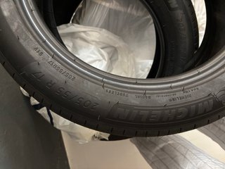 Neumáticos Michelin a estrenar 205/55 R17 91V