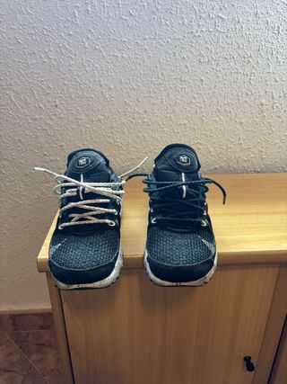 Nike Air Max Plus TN Zapatillas Negras Blancas