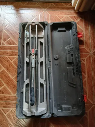 Cortadora de azulejo Bellota POP 50-C