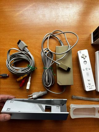 Nintendo Wii + accessori originali COMPLETA