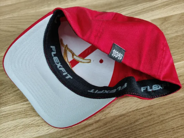 Gorra Flexfit Edición Especial Barbero Roja