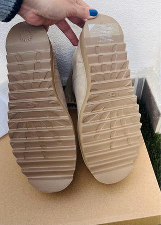Botas UGG Beige Talla 40 Sin Estrenar