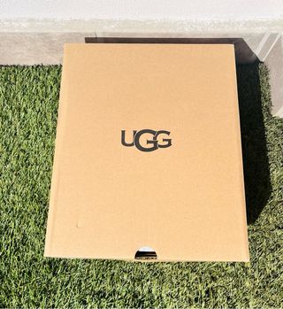 Botas UGG Beige Talla 40 Sin Estrenar