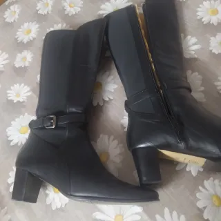 Stivali donna in pelle neri