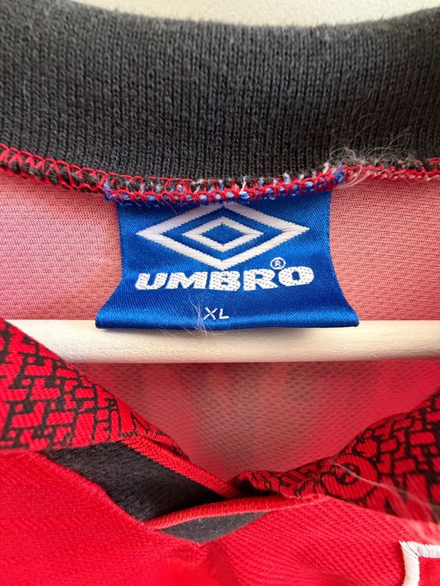 Camiseta Manchester United Oficial Umbro Sharp