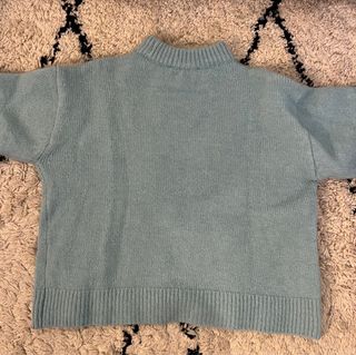 Jersey Zara azul cuello alto