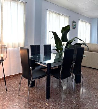 Mesa de cristal con 6 sillas - entrega gratis!