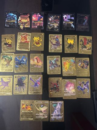 27 Cartas Pokémon Doradas y Negras