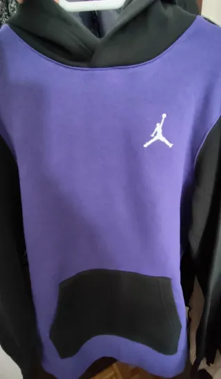 Sudadera Jordan Morada y Negra talla 163-175cm