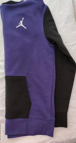 Sudadera Jordan Morada y Negra talla 163-175cm