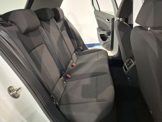 Volkswagen Golf 1.0 TSI 81kW (110CV)