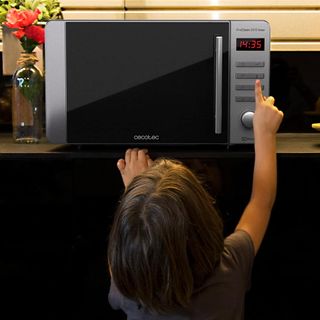 Microondas Cecotec Inox 20L