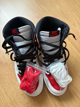 Jordan 1 Retro High OG Reverse Talla 42 Originales