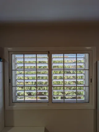 Ventanas aluminio abatibles/correderas