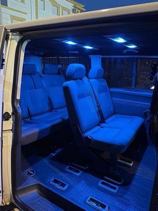 Volkswagen Caravelle T5 (Extra larga)