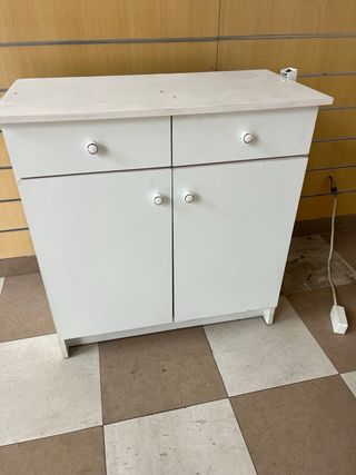 Mueble blanco 2 cajones y 2 puertas