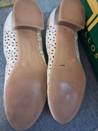 Zapatos Pitillos Beige/Dorado Talla 41