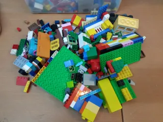 Lotti di pezzi LEGO singoli