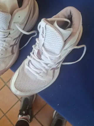 Scarpe da ginnastica Asics bianche e rosa