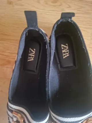 Alpargatas Zara Rayas Blanco y Negro