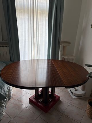 Tavolo rotondo in legno allungabile